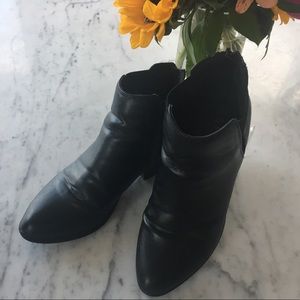 Esprit Tiffany Bootie